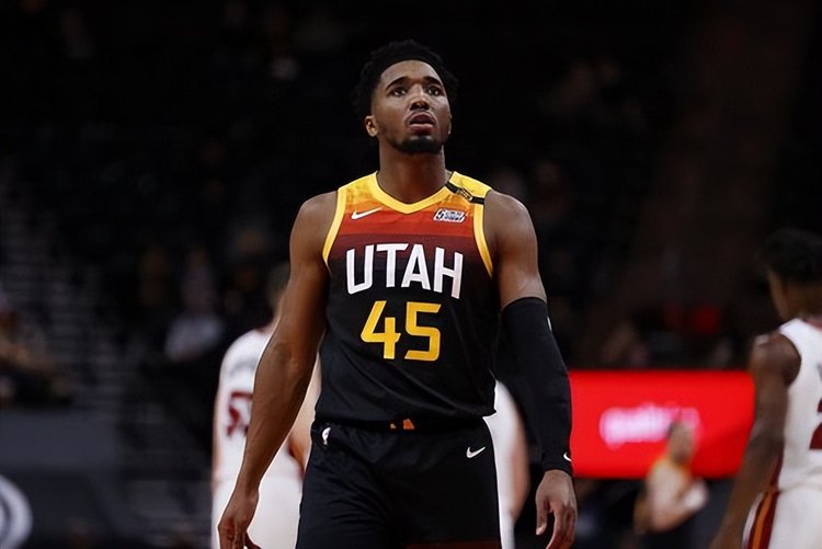 主动进攻的 主动进攻的