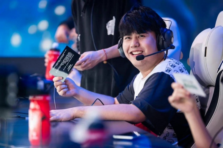 顾名思义 顾名思义