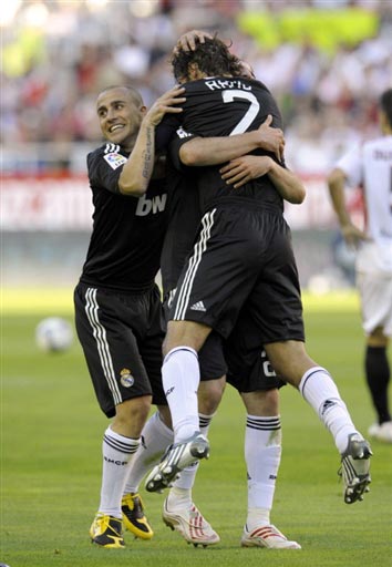 首场比赛 首场比赛